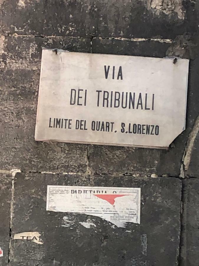 نابولي La Casina Di Lia In Via Dei Tribunali المظهر الخارجي الصورة